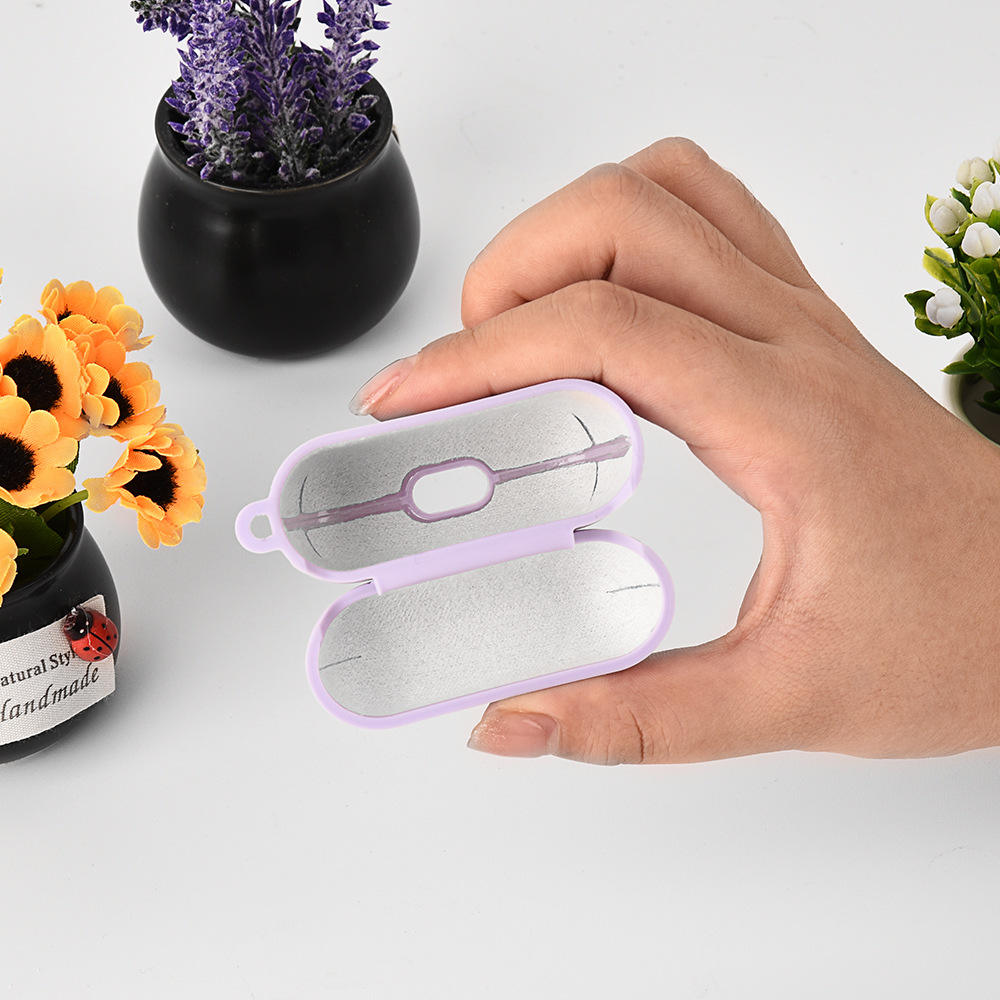 Soft Liquid Silicone Shock-Absorbing Protective Case with Keychain Microfiber Inside - Apple Airpod 1/2